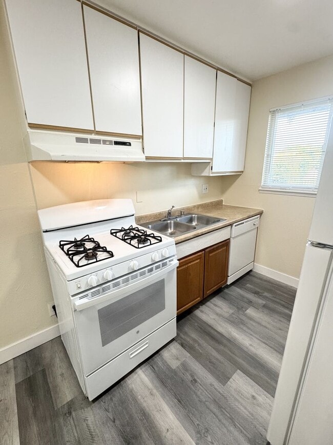 Photo - Move-In Special; Downstairs One Bedroom + Private Patio – Available Now! SEE VIDEO Unit 3652 Gayle Way Apt 6