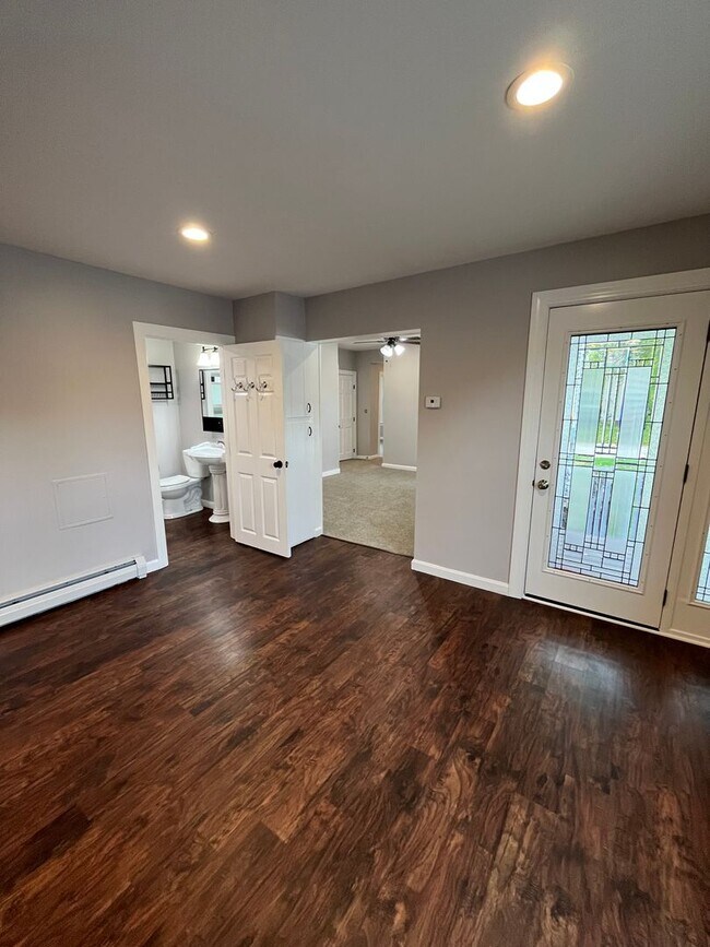 4 Water St Unit B