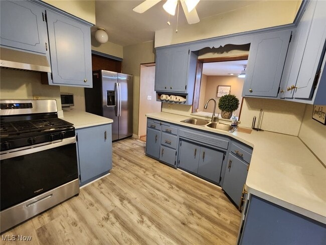 Photo - 3610 Harvey Rd