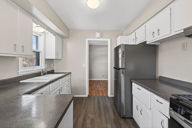 Photo - Great Location