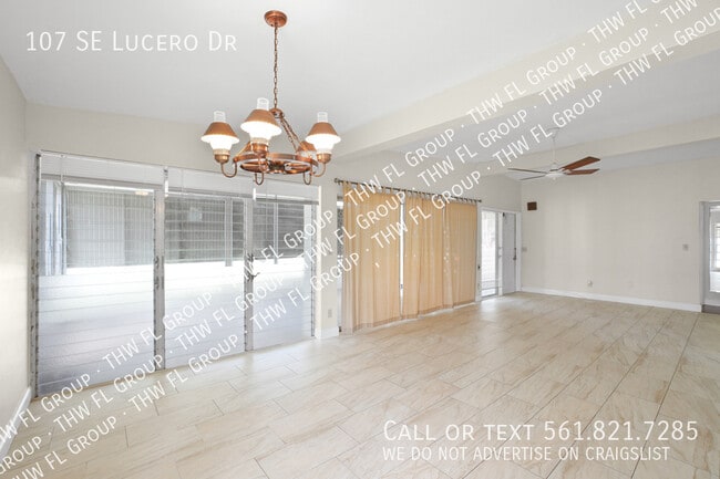 Photo - 107 SE Lucero Dr
