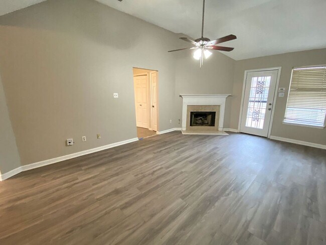 Photo - 3 bed, 2 bath in Cordova near Dexter and R...