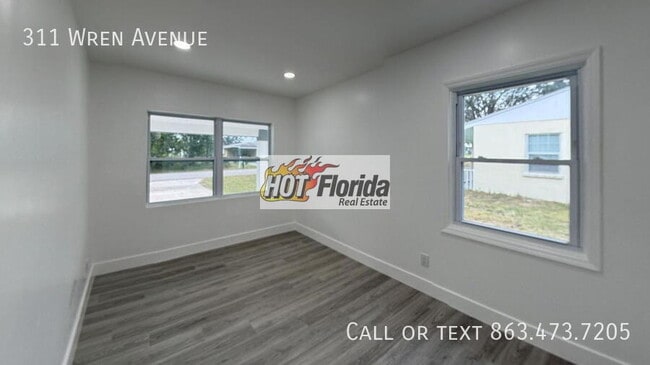 Photo - 311 Wren Ave