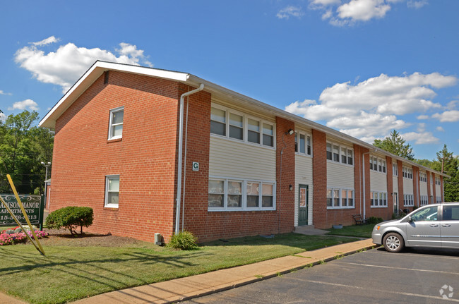 Madison Manor Apartments - Madison Manor Apartments