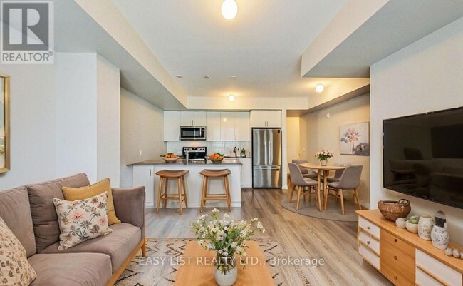 Photo - 1210 Milton St