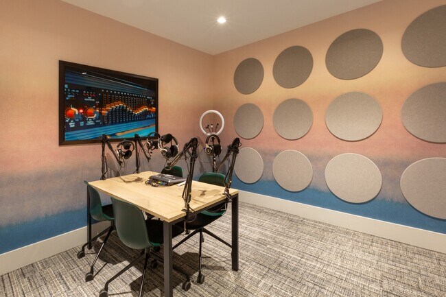 Estudio de podcasting - Bexley Chamblee