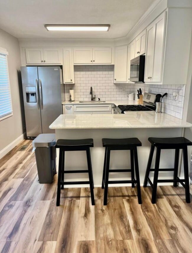 Photo - 705 16th Ave