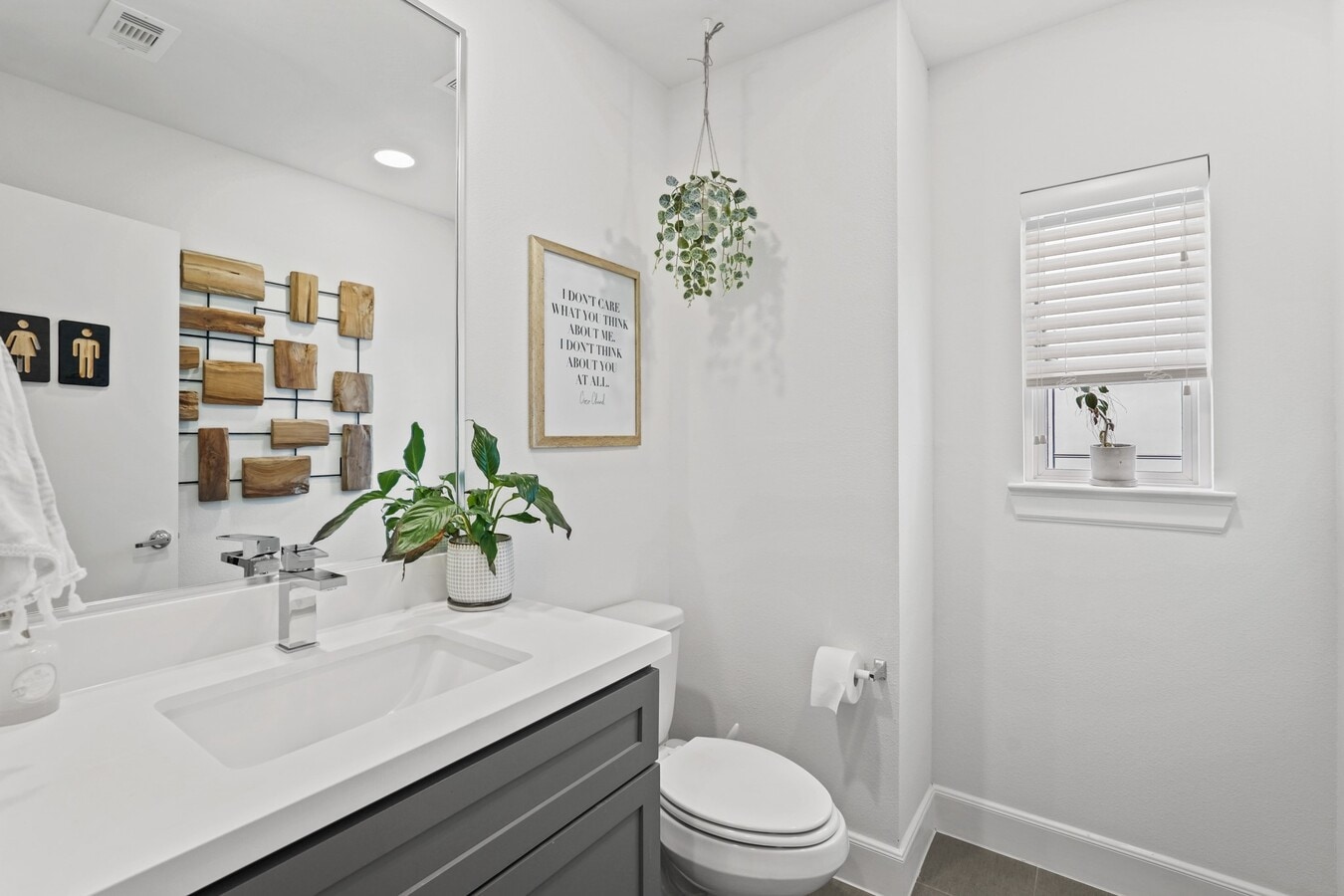 Photo - 1739 Eado Point Ln