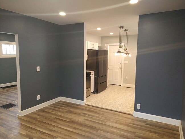 Photo - 587 S Ogden Ave