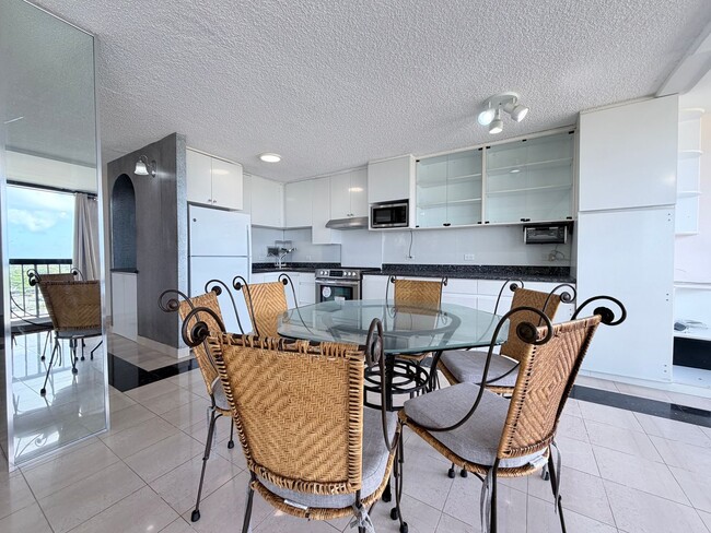 Photo - Kahala Towers 3BD/2BA Condo with 1 Parking – Available Now