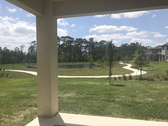 Photo - 4 Bedroom at Heart of Windermere!!! Tile t...