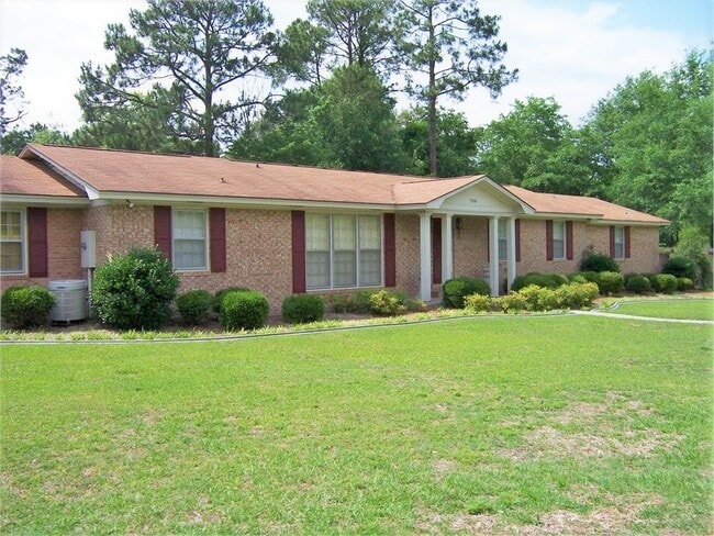 Building Photo - 706 Gentilly Rd