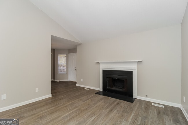 Photo - 109 Lost Lake Dr