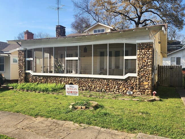 Building Photo - 1148 14th Ave S Rental