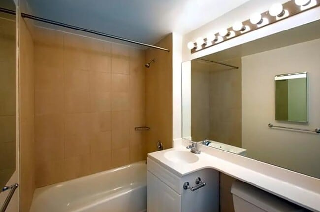 Photo - 1952 First Avenue Unit 304