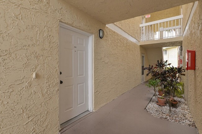 Building Photo - MIDPORT PLACE II BLDG I Unit 103