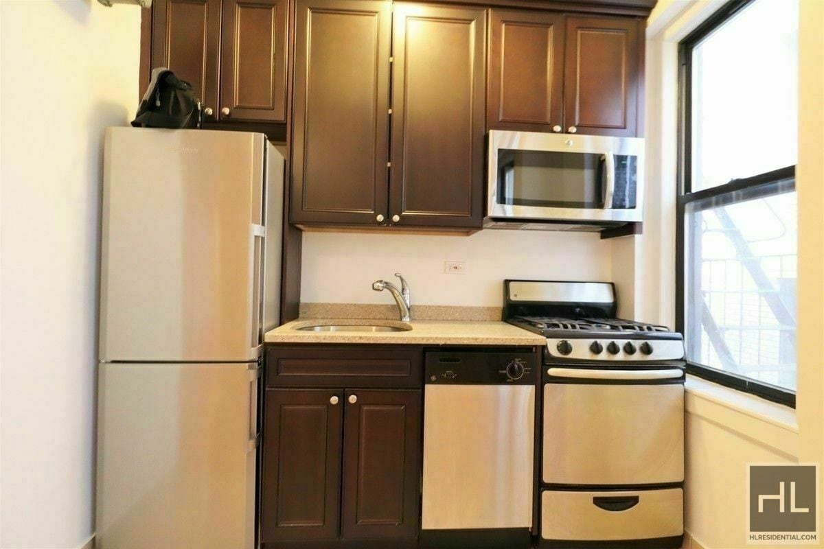 West 10th Street - West 10th Street Apartment Unit 2F