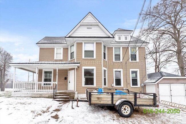Building Photo - 801 Prospect Ave SE Unit 316 Martin Luther King