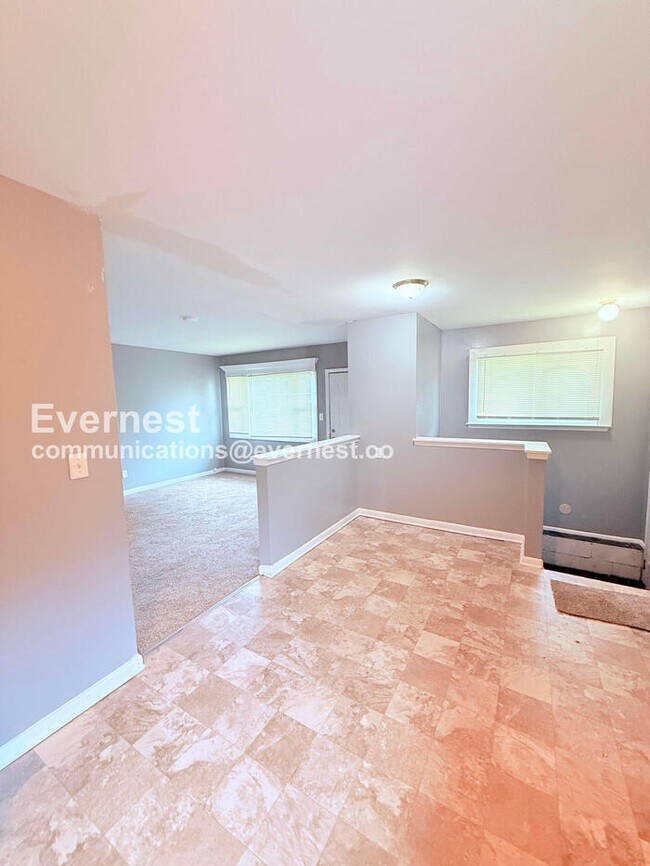 Photo - 12121 Montrose St