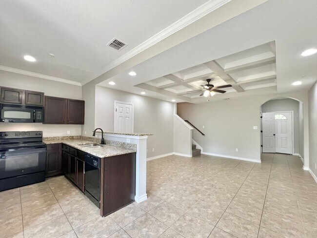 Photo - 4924 Stowers Blvd