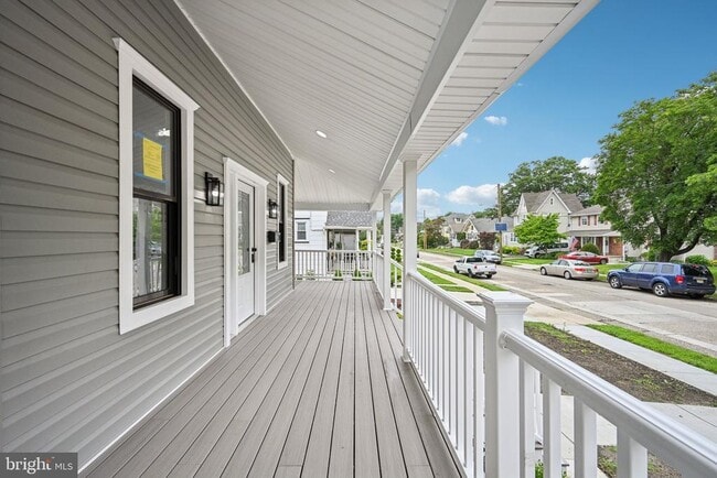 Photo - 3547 Finlaw Ave