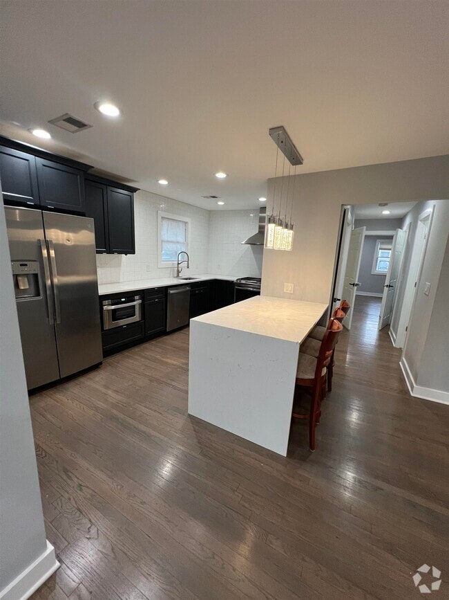 Building Photo - 1 Reservoir Ave Unit 2 Rental