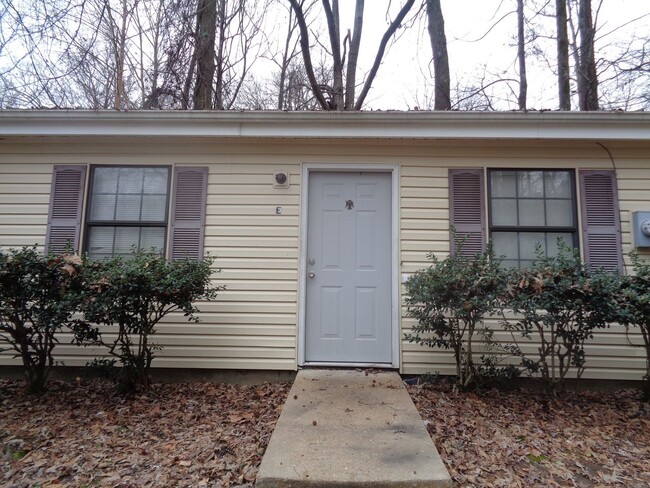 1BR/1BA FOR RENT - 1BR/1BA FOR RENT Townhome