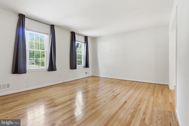 Photo - 8747 Arley Dr