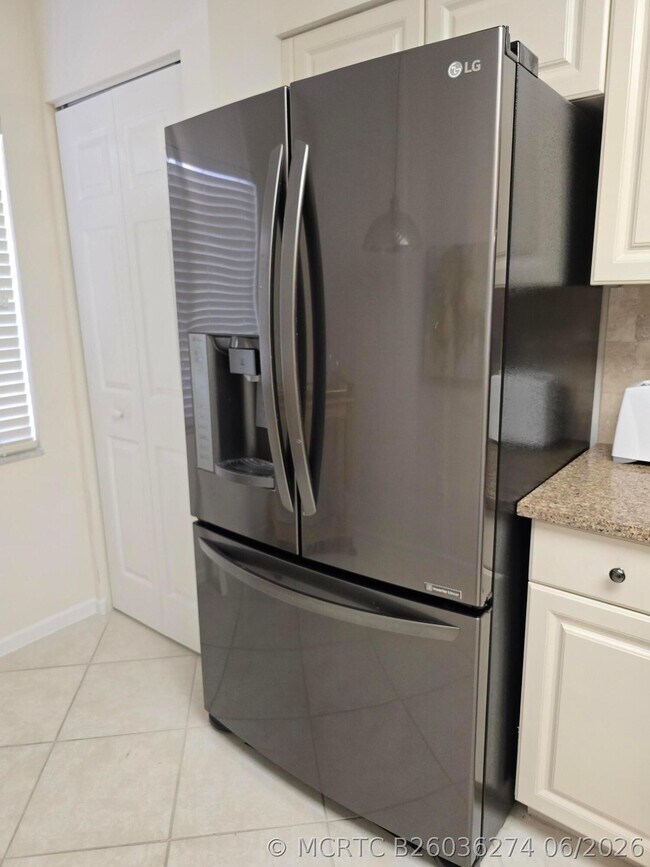 12547 Imperial Isle Dr Unidad 304
