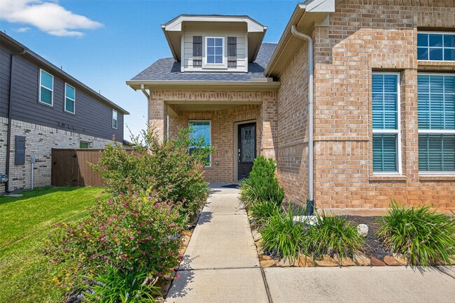 Photo - 1312 Mainland Shrs Ln