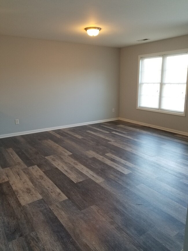 Photo - Cute two bedroom apartment for rent!