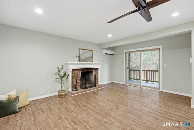 Photo - 42 Library Ln Unit 42