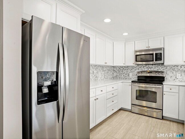 Photo - 3250 Fairfield Ave Unit 326