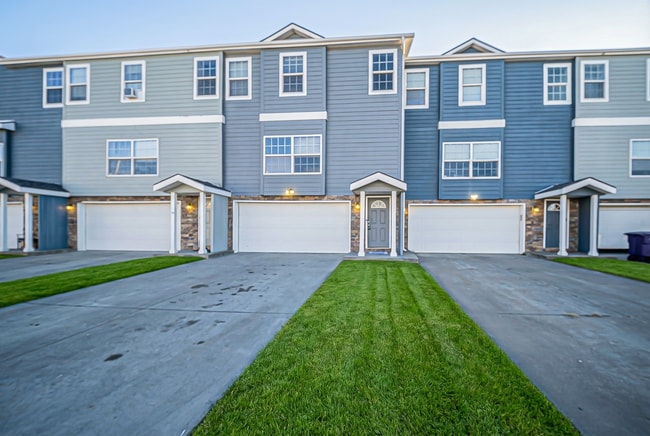 Building Photo - Please View 3D Virtual Walk-Through Before Scheduling a Showing