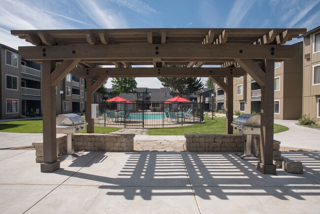 Photo - Keyway Apartments