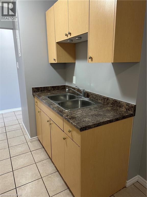 Photo - 815 Barbara Ct