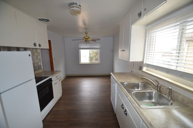 Photo - 2041 Kendall St. Edgewater, CO  80214 Unidad 2041