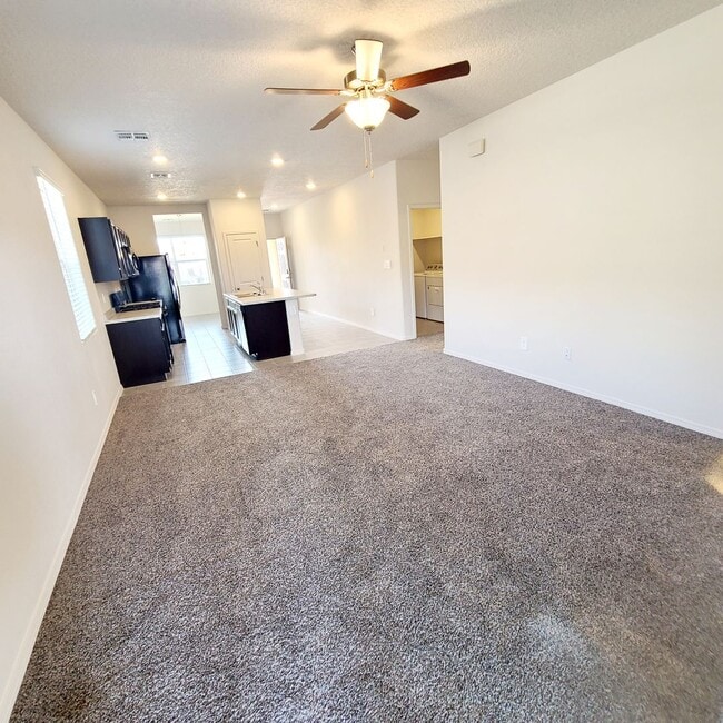 Photo - 3 bed 2 bath home in Huning Ranch