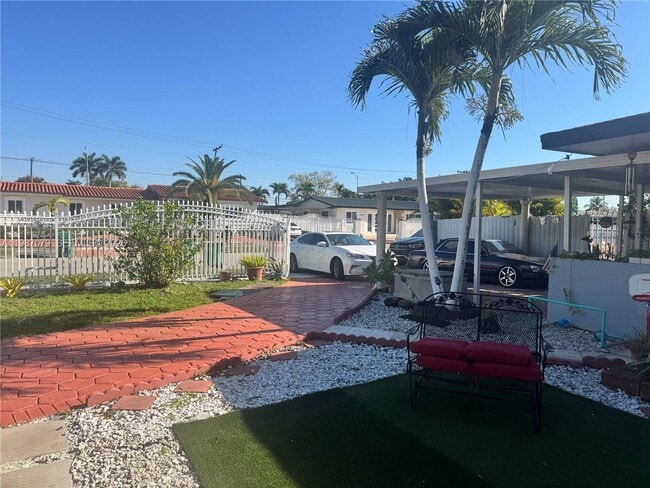 Photo - 11245 NW 62nd Ave