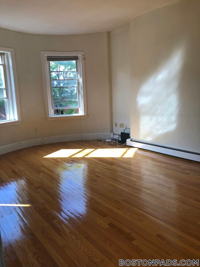 Photo - 12 Wait St Unidad 3F