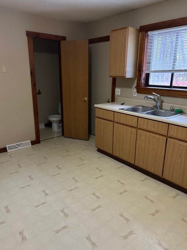 Photo - 1189 Goode Rd