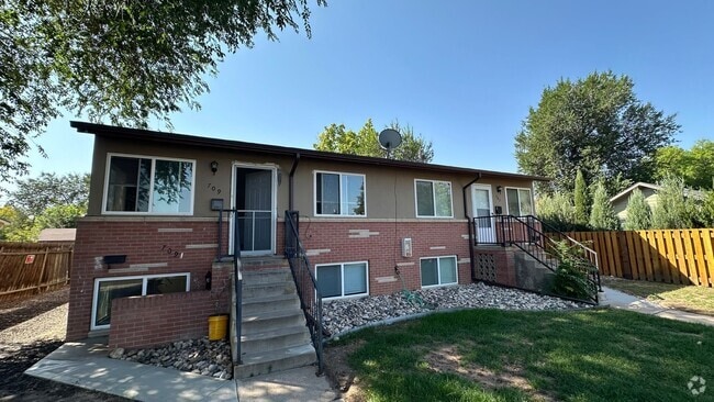 Building Photo - Great Condo near downtown Fort Collins