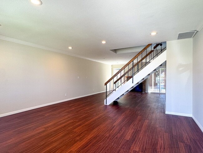 Photo - 4577 Meadowhurst Ct