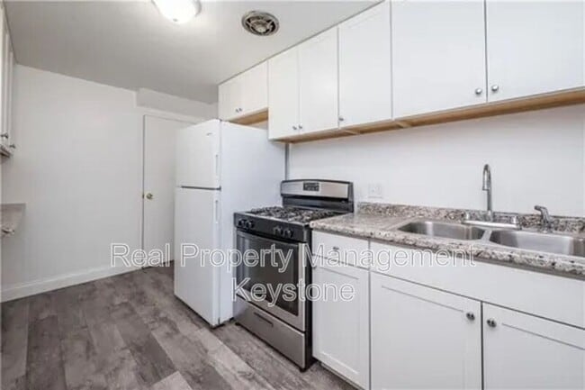 Photo - 307 Greenlee Rd