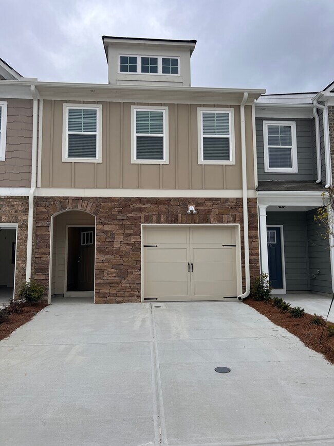 Photo - 6440 Scudders Dr