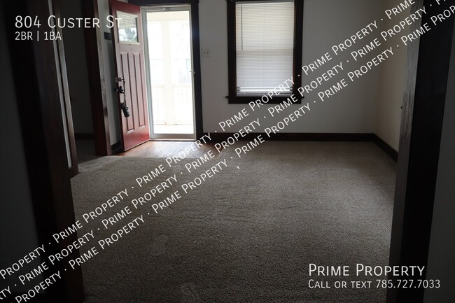 804 Custer St