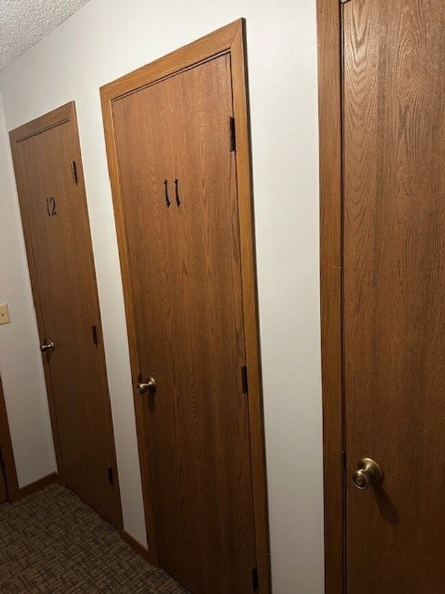 Cedar Creek Apartments Chaska, MN