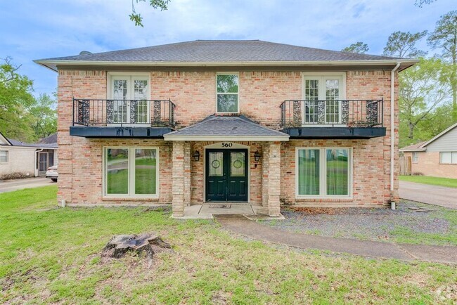 Building Photo - 560 Landfall Ln Rental