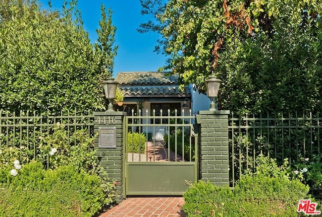 Photo - 4416 Arcola Ave