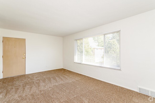 2BR, 1BA - 815 SF Fatima - Huntley Ridge Apartment Homes